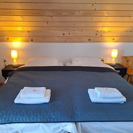 Szczyt Beztroski Jacuzzi & Sauna Chalet Nowy Targ